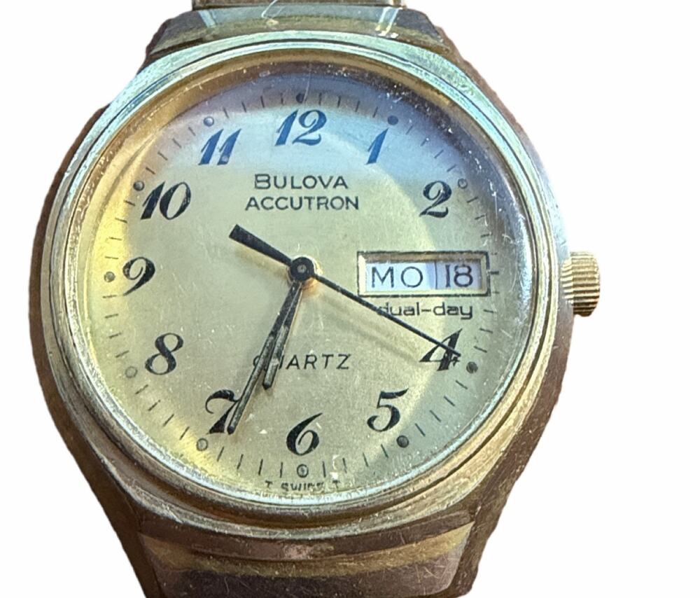 Bulova Accutron Quartz Dual-Day Men's Watch Gold Tone Stretch Bracelet